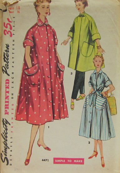 MISSES AND WOMENS ROBE