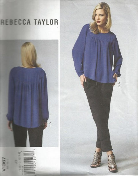 MISSES' TOP AND PANTS