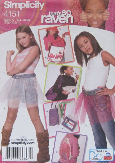CHILD'S SKIRT AND HAT IN THREE SIZES AND ACCESSORIES