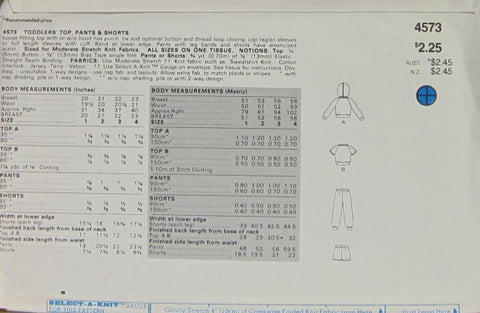 TODDLERS' TOP, PANTS AND SHORTS