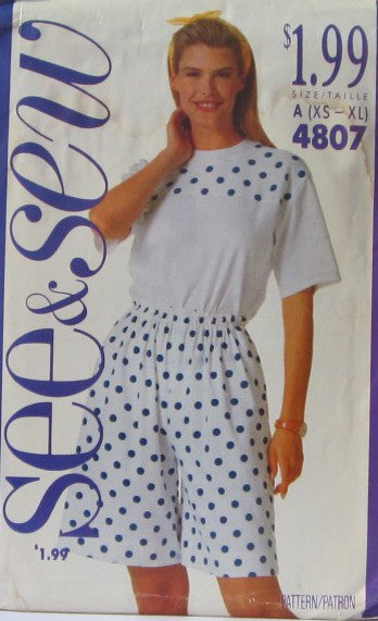 MISSES/MISSES PETITE TOP AND SHORTS