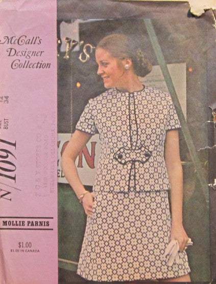 SLEEVLES DRESS AND JACKET