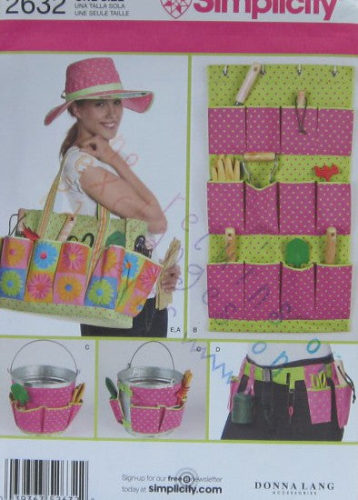 GARDEN ACCESSORIES AND HAT