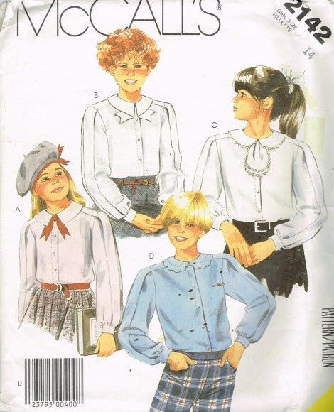 GIRLS' BLOUSE AND TIE