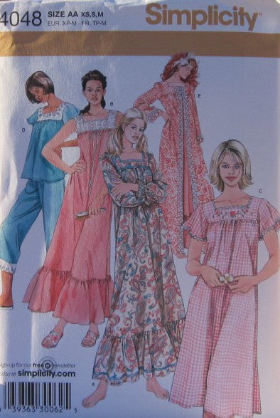 MISSES NIGHTGOWN, PAJAMAS AND ROBE