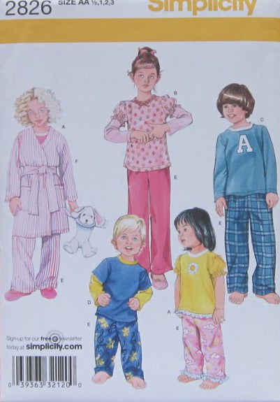 TODDLERS' AND CHILD'S PAJAMAS AND ROBE