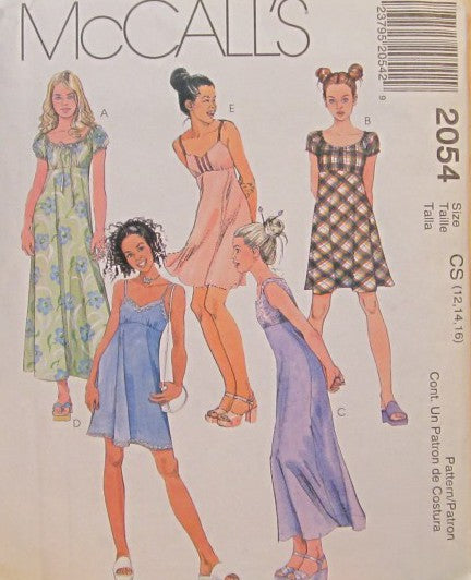 GIRL'S DRESSES IN TWO LENGTHS