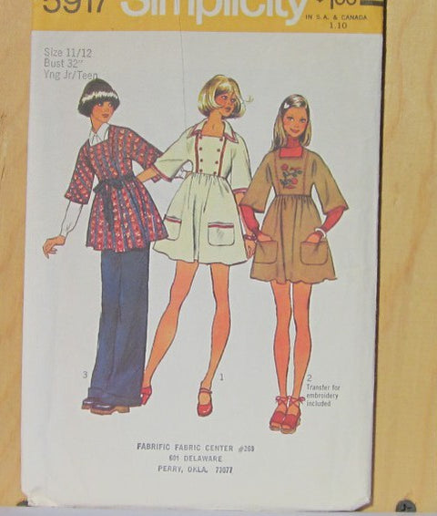 YOUNG JUNIOR/TEENS' SHORT DRESS, JUMPER OR TUNIC