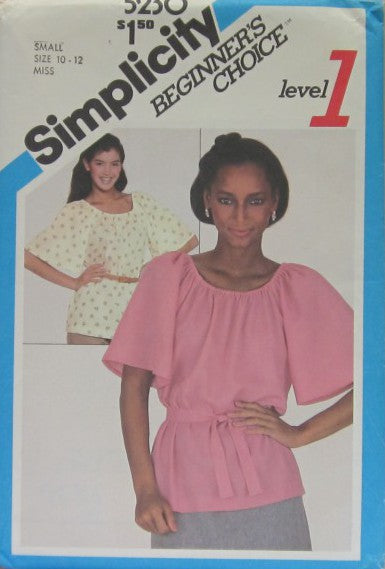 MISSES' PULLOVER TOP