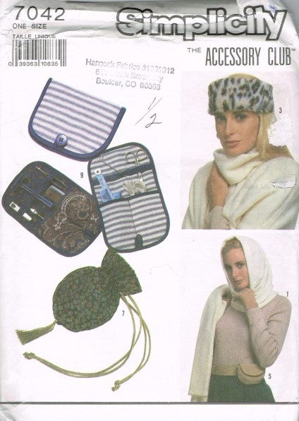 THE ACCESSORY CLUB