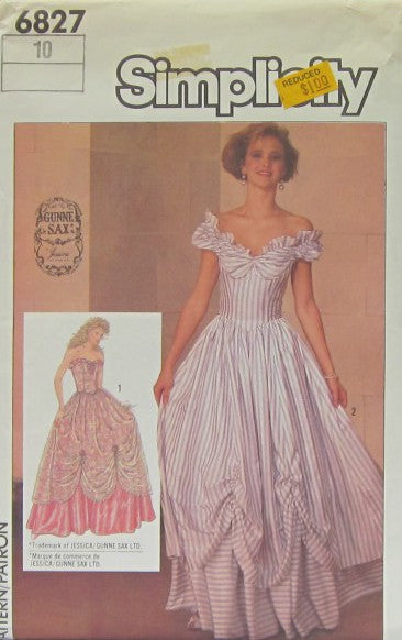 MISSES' DRESS . . . ADJUSTABLE FOR MISS PETITE