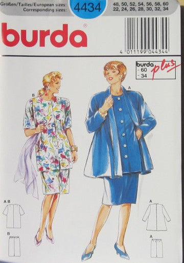 WOMENS JACKET, TUNIC AND SKIRT