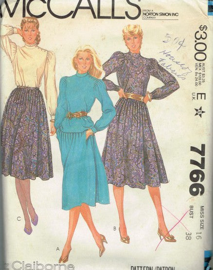 MISSES' BLOUSE AND SKIRT