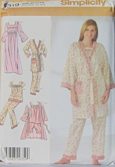 NIGHTGOWN PAJAMAS AND ROBE