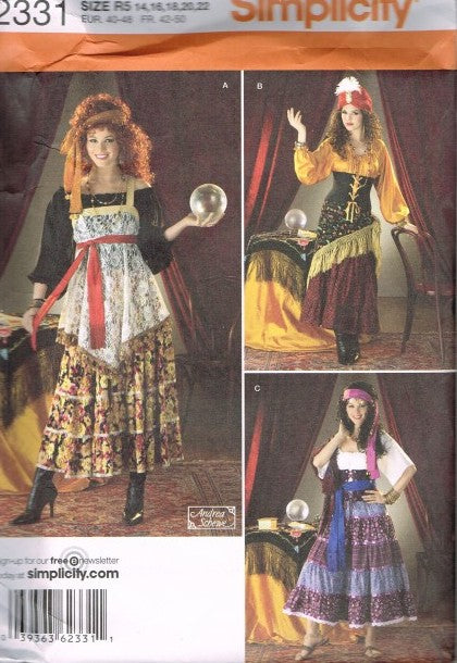 MISSES' COSTUME